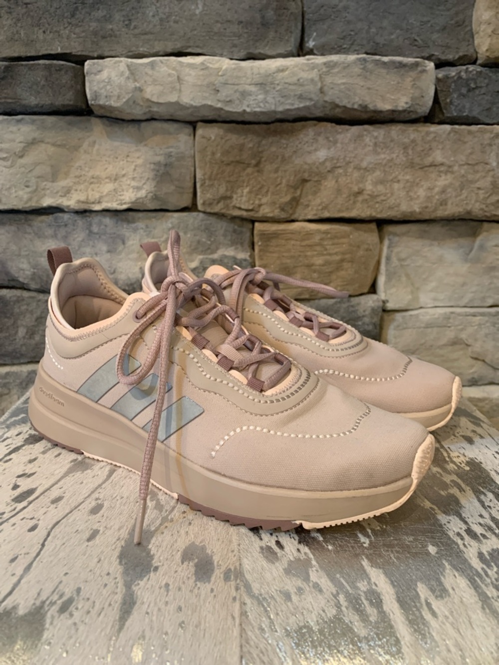Adidas Cloudfoam Women's Blush Beige Sneakers - Picture 11 of 11